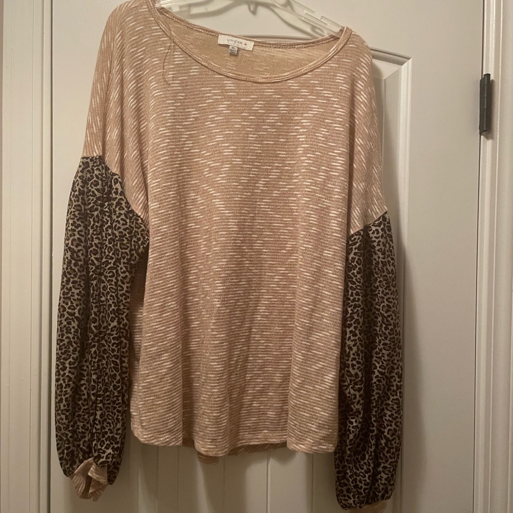 Umgee shirt.  Like new.  Worn twice.